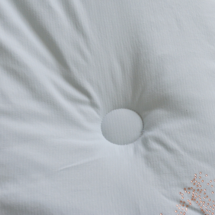 91家纺网 家纺一手货源 找家纺 德芙 2023新款暖绒小提花冬被 椰奶蓝