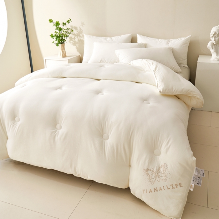 91家纺网 家纺一手货源 找家纺 德芙 2023新款暖绒小提花冬被 春秋被 被子 被芯 碱米白