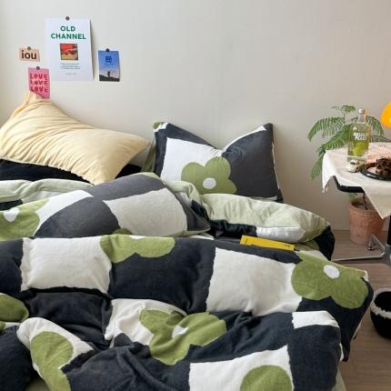 91家纺网 家纺一手货源 找家纺 柚子 2023新款牛奶绒四件套-小众混搭系列 原野