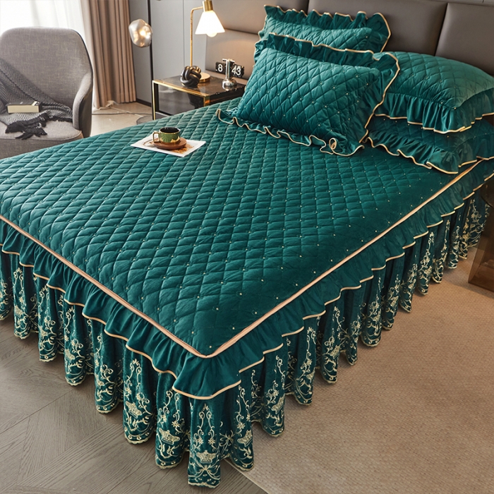 91家纺网 家纺一手货源 找家纺 （总）罗艺轩 2024新款欧洲风情宝宝绒可拆卸夹棉床裙三件套