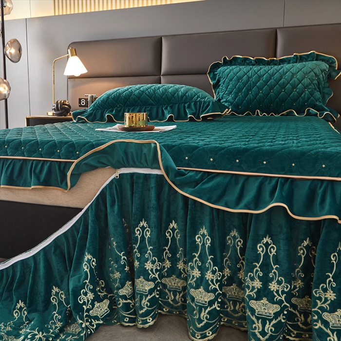 91家纺网 家纺一手货源 找家纺 （总）罗艺轩 2024新款欧洲风情宝宝绒可拆卸夹棉床裙三件套