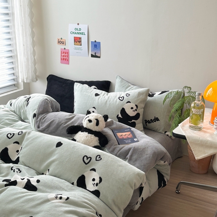 91家纺网 家纺一手货源 找家纺 柚子 2023新款牛奶绒四件套-小众混搭系列 趣味熊猫