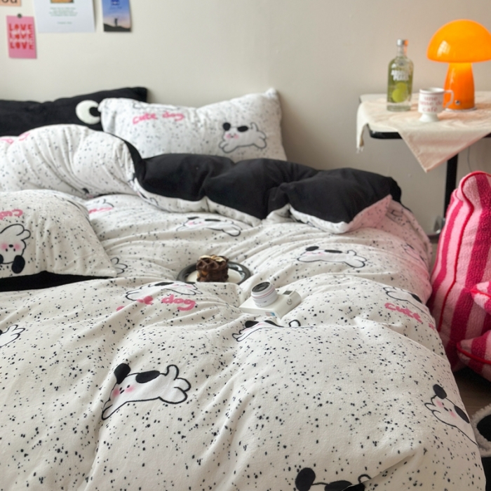 91家纺网 家纺一手货源 找家纺 柚子 2023新款牛奶绒四件套-小众混搭系列 跳跳狗