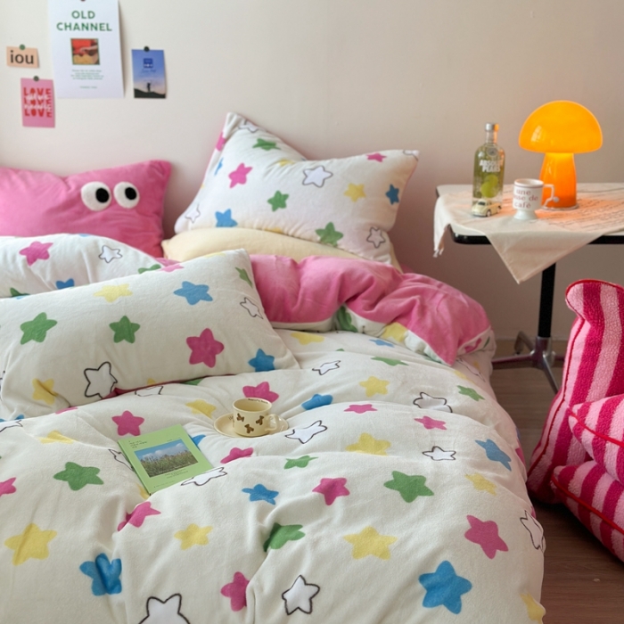 91家纺网 家纺一手货源 找家纺 柚子 2023新款牛奶绒四件套-小众混搭系列 星星点点