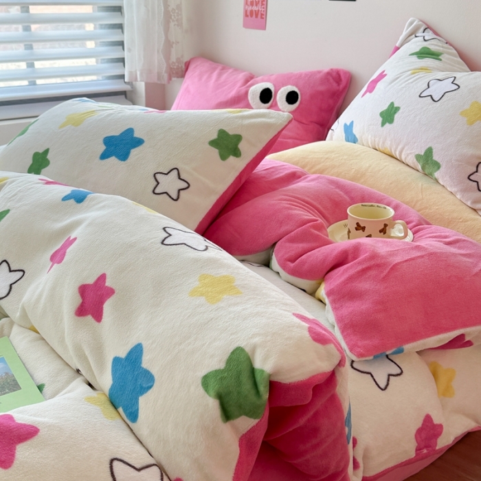 91家纺网 家纺一手货源 找家纺 柚子 2023新款牛奶绒四件套-小众混搭系列 星星点点