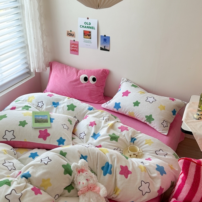 91家纺网 家纺一手货源 找家纺 柚子 2023新款牛奶绒四件套-小众混搭系列 星星点点