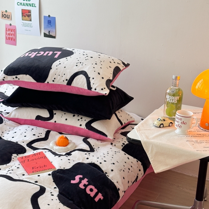 91家纺网 家纺一手货源 找家纺 柚子 2023新款牛奶绒四件套-小众混搭系列 幸运星