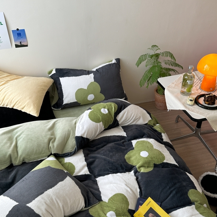 91家纺网 家纺一手货源 找家纺 柚子 2023新款牛奶绒四件套-小众混搭系列 原野