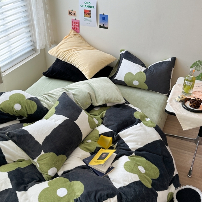 91家纺网 家纺一手货源 找家纺 柚子 2023新款牛奶绒四件套-小众混搭系列 原野