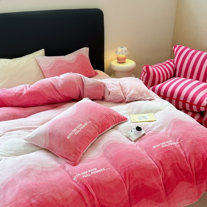 91家纺网 家纺一手货源 找家纺 （总）柚子 2023新款牛奶绒四件套-时尚系列