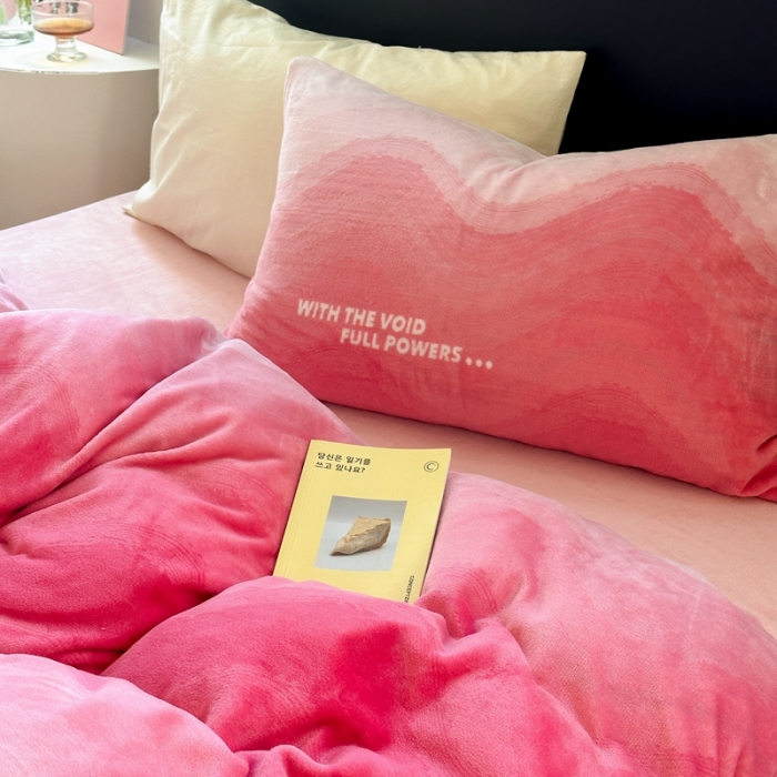 91家纺网 家纺一手货源 找家纺 柚子 2023新款牛奶绒四件套-时尚系列 晨曦