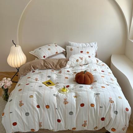 91家纺网 家纺一手货源 找家纺 （总）柚子 2023新款牛奶绒四件套-复古花卉系列