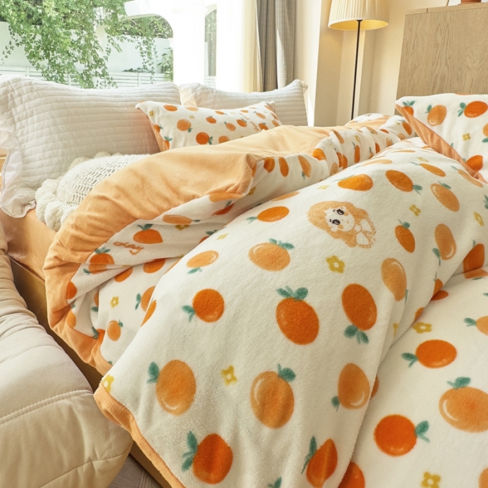 91家纺网 家纺一手货源 找家纺 梦莱斯 2023新款高克重保暖牛奶绒水晶绒印花四件套 橙子女孩