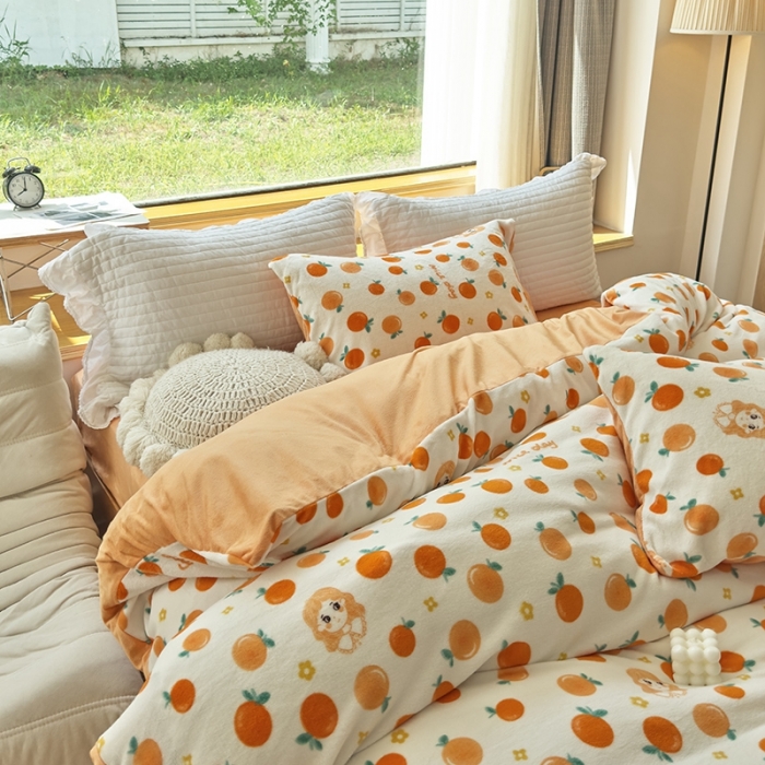 91家纺网 家纺一手货源 找家纺 梦莱斯 2023新款高克重保暖牛奶绒水晶绒印花四件套 橙子女孩