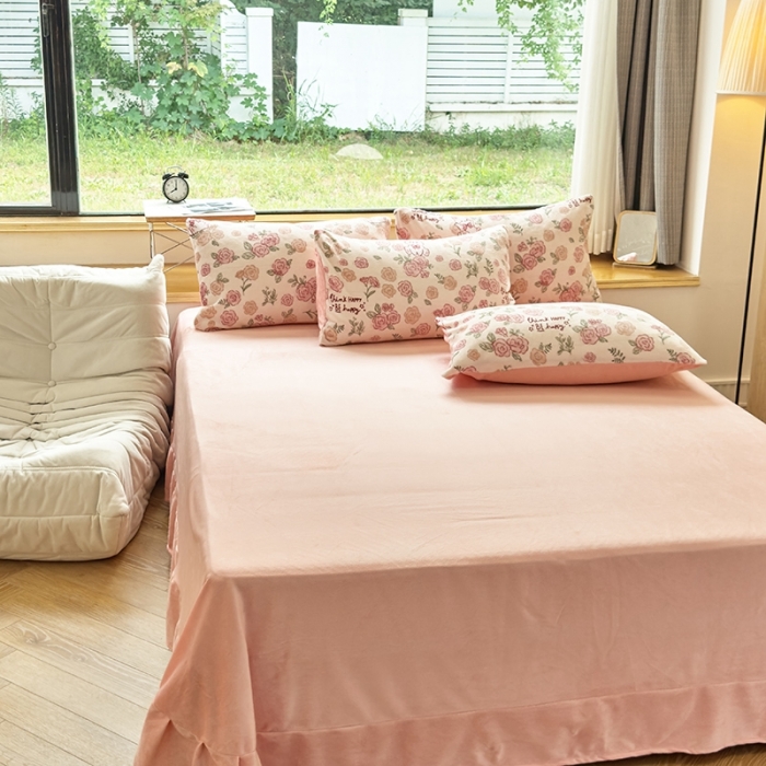 91家纺网 家纺一手货源 找家纺 梦莱斯 2023新款高克重保暖牛奶绒水晶绒印花四件套 粉玫瑰