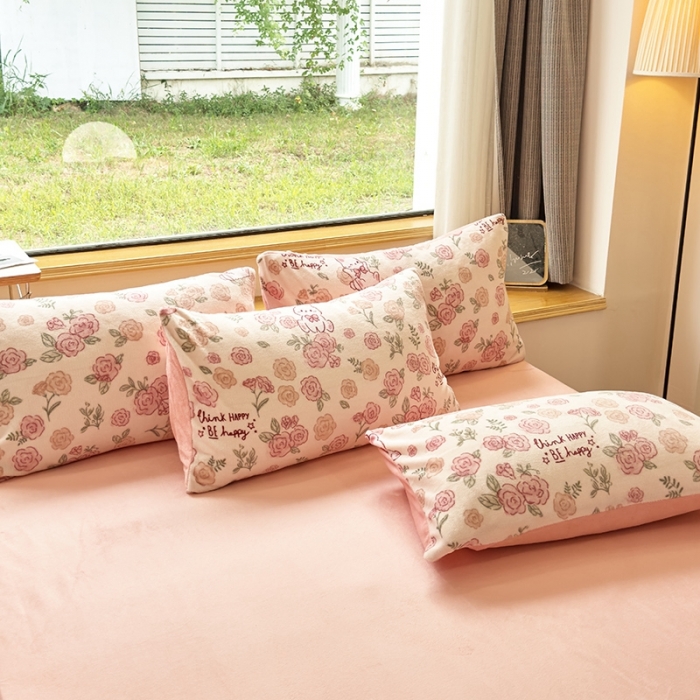 91家纺网 家纺一手货源 找家纺 梦莱斯 2023新款高克重保暖牛奶绒水晶绒印花四件套 粉玫瑰