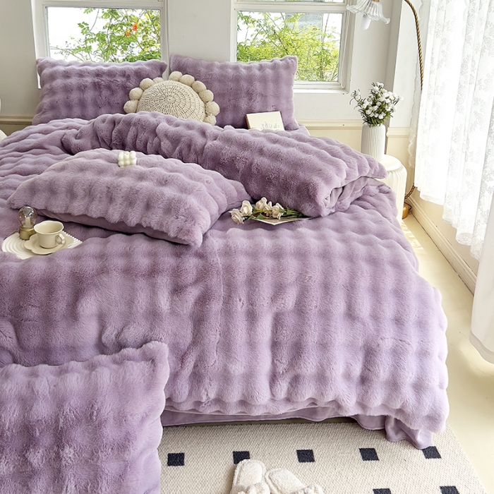 91家纺网 家纺一手货源 找家纺 24新款380克托卡斯仿皮草大泡泡8-9斤牛奶绒兔毛绒兔兔绒四件套 香盈紫