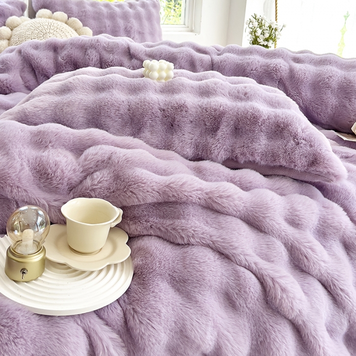 91家纺网 家纺一手货源 找家纺 24新款380克托卡斯仿皮草大泡泡8-9斤牛奶绒兔毛绒兔兔绒四件套 香盈紫