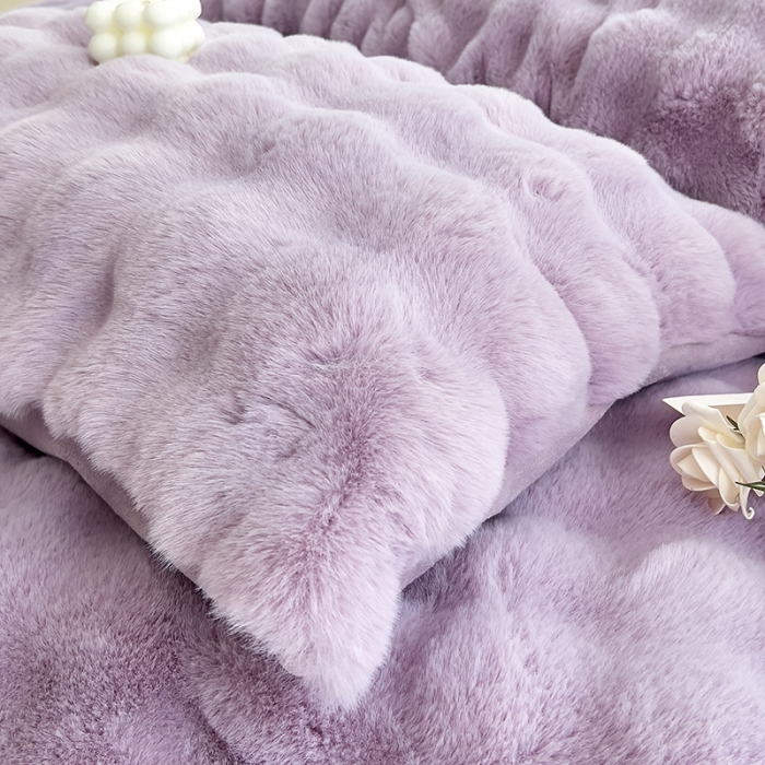 91家纺网 家纺一手货源 找家纺 24新款380克托卡斯仿皮草大泡泡8-9斤牛奶绒兔毛绒兔兔绒四件套 香盈紫