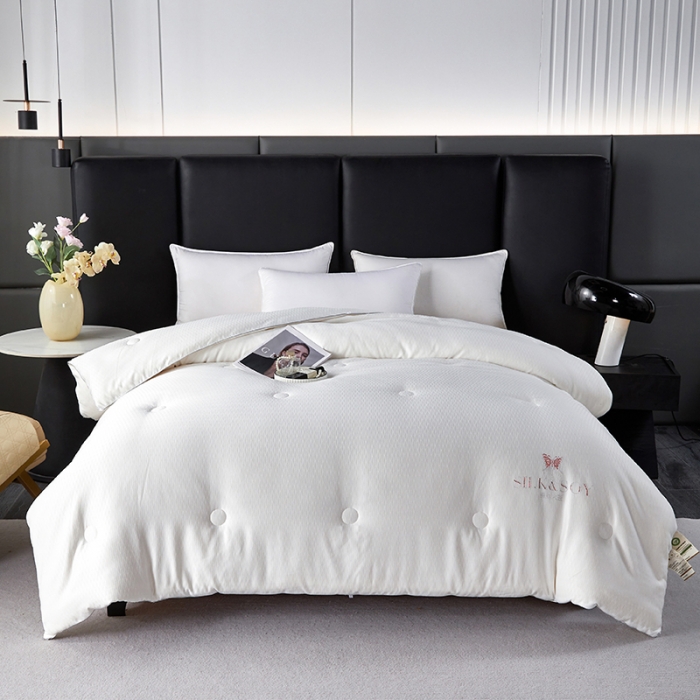 91家纺网 家纺一手货源 找家纺 丽卡家纺 2023新款米兰大豆被 珍珠白