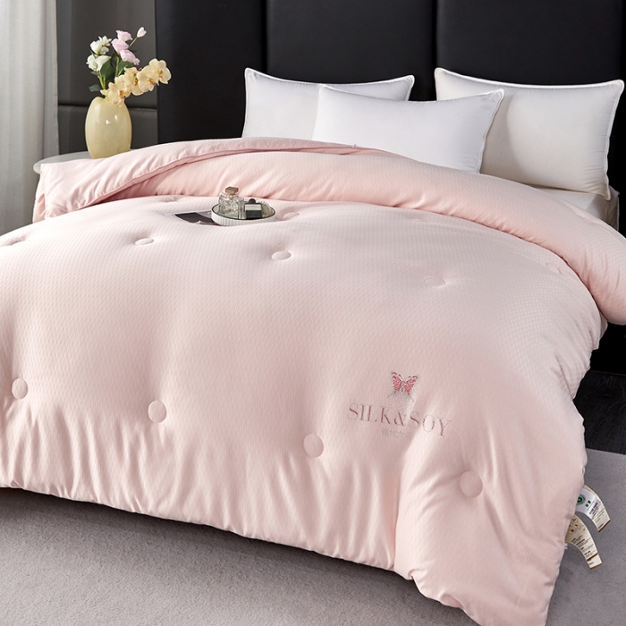 91家纺网 家纺一手货源 找家纺 丽卡家纺 2023新款米兰大豆被 粉玉