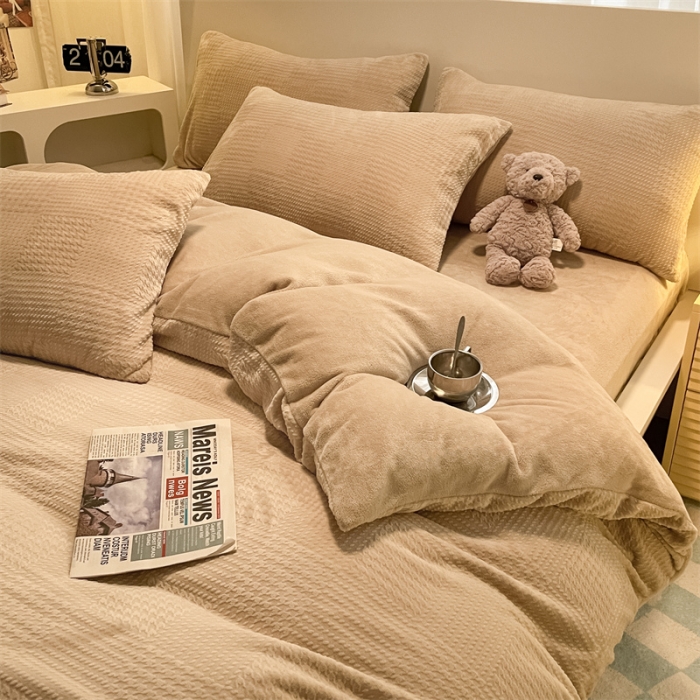 91家纺网 家纺一手货源 找家纺 （总）857家居 2023新款牛奶绒雕花四件套