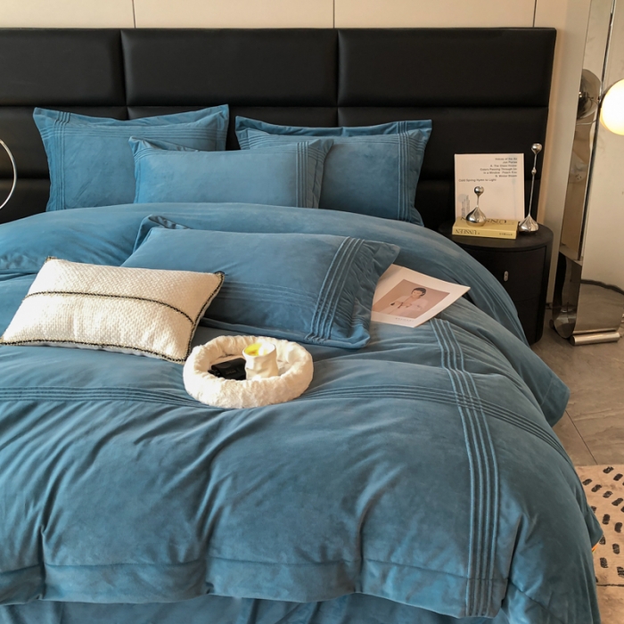 91家纺网 家纺一手货源 找家纺 嗯呢2023新款A类高克重婴儿绒牛奶绒埋绳保暖绒四件套 湖兰