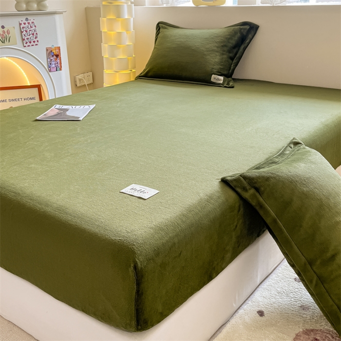 91家纺网 家纺一手货源 找家纺 857 2023新款牛奶绒床笠 橄榄绿