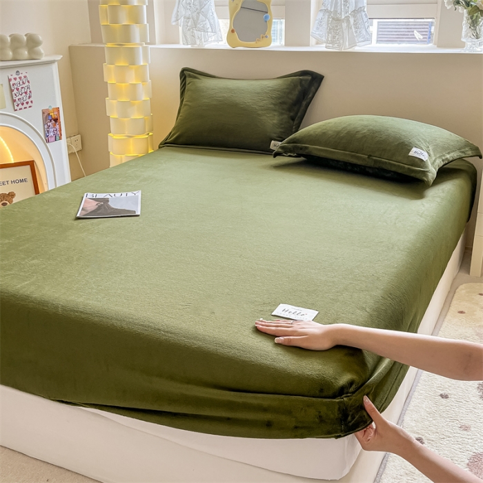 91家纺网 家纺一手货源 找家纺 857 2023新款牛奶绒床笠 橄榄绿