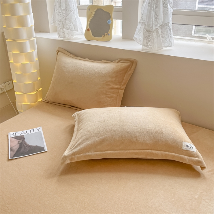 91家纺网 家纺一手货源 找家纺 857 2023新款牛奶绒床笠 巧克力色