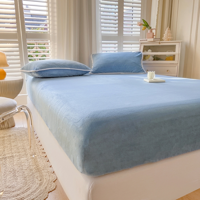 91家纺网 家纺一手货源 找家纺 857 2023新款牛奶绒床笠 宝石蓝