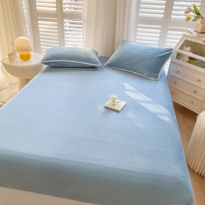 91家纺网 家纺一手货源 找家纺 857 2023新款牛奶绒床笠 宝石蓝