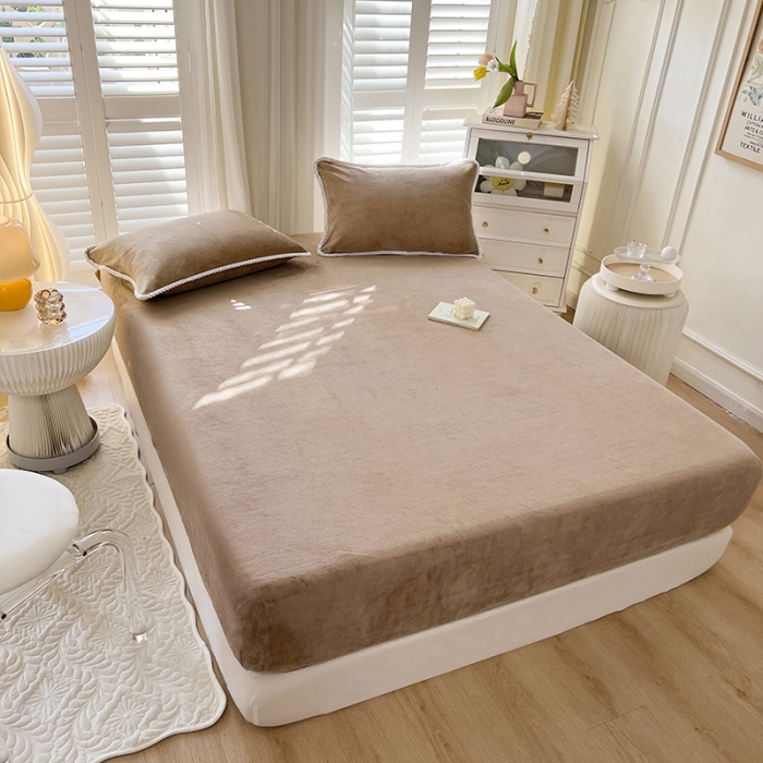 91家纺网 家纺一手货源 找家纺 857 2023新款牛奶绒床笠 咖色