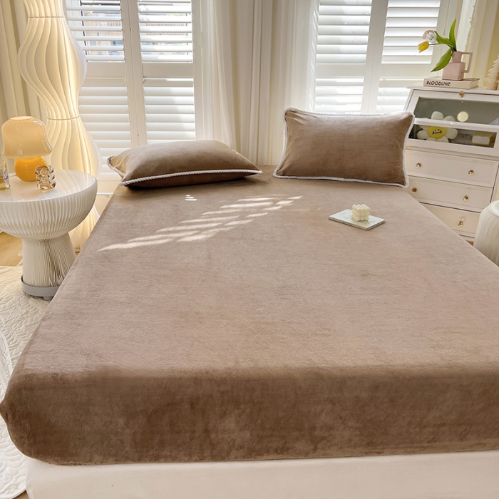 91家纺网 家纺一手货源 找家纺 857 2023新款牛奶绒床笠 咖色