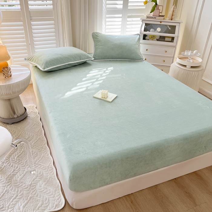 91家纺网 家纺一手货源 找家纺 857 2023新款牛奶绒床笠 水绿