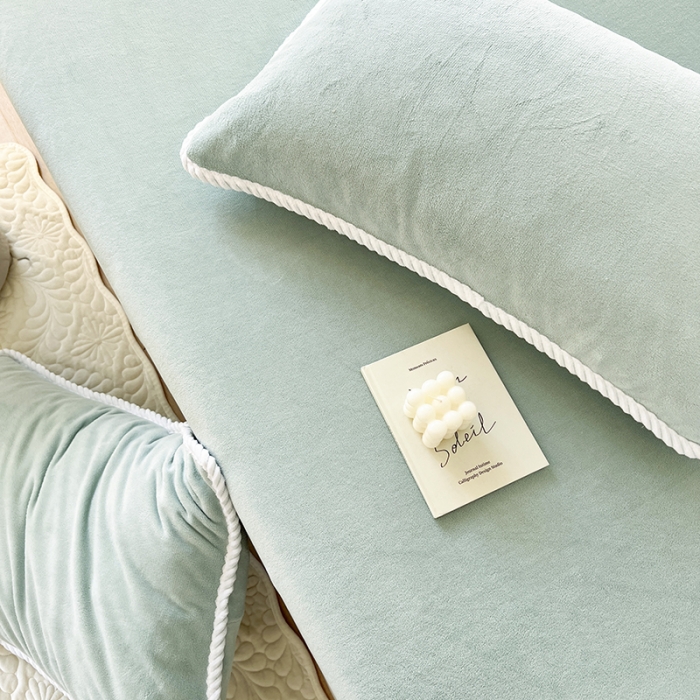 91家纺网 家纺一手货源 找家纺 857 2023新款牛奶绒床笠 水绿