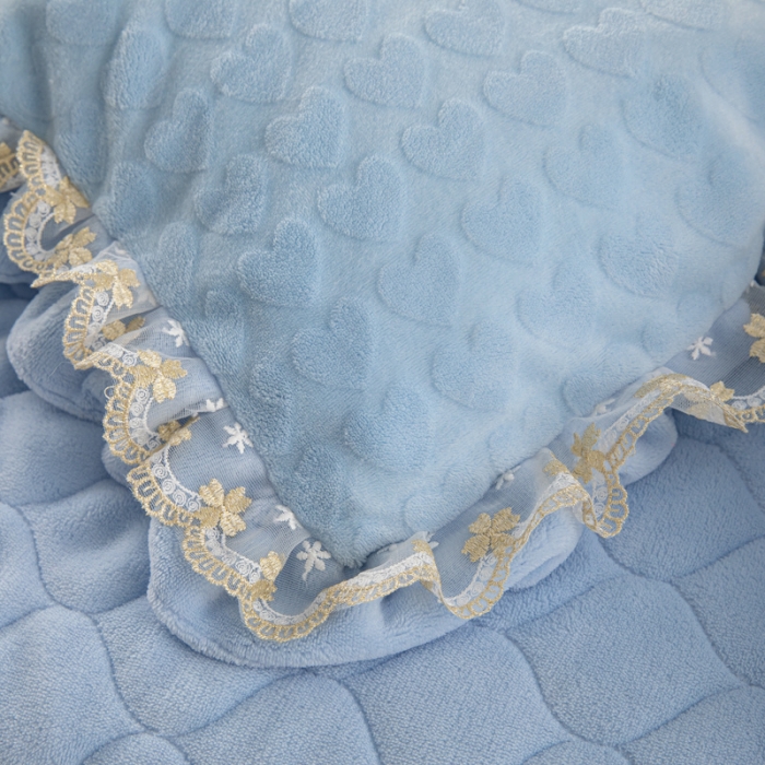 91家纺网 家纺一手货源 找家纺 （总）青竹苑 2023新款网红款牛奶绒雕花绗缝床裙款四件套