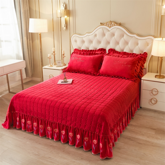 91家纺网 家纺一手货源 找家纺 恒爱 2023新款A类牛奶绒羽毛床盖三件套 羽毛-喜庆红