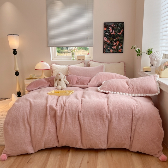 91家纺网 家纺一手货源 找家纺 艾米家居 2023新款秋冬懒兔绒四件套-球球款 豆沙粉