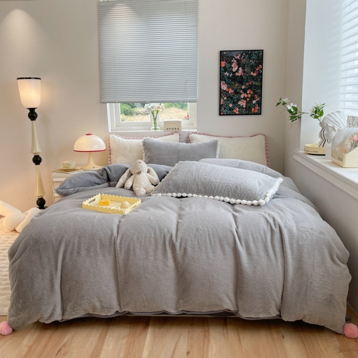 91家纺网 家纺一手货源 找家纺 艾米家居 2023新款秋冬懒兔绒四件套-球球款 灰色