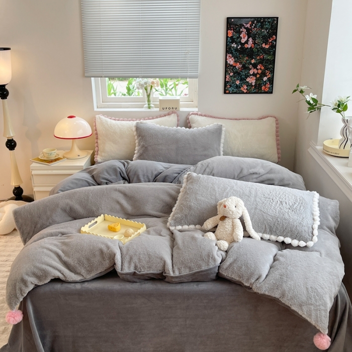 91家纺网 家纺一手货源 找家纺 艾米家居 2023新款秋冬懒兔绒四件套-球球款 灰色