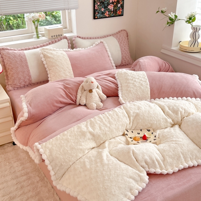 91家纺网 家纺一手货源 找家纺 （总）艾米家居 2023新款秋冬懒兔玫瑰绒牛奶绒四件套