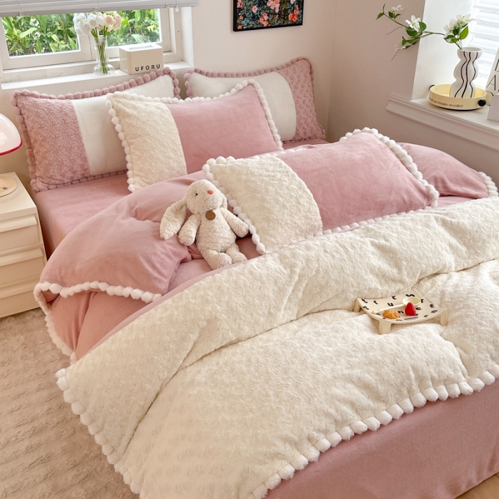 91家纺网 家纺一手货源 找家纺 （总）艾米家居 2023新款秋冬懒兔玫瑰绒牛奶绒四件套