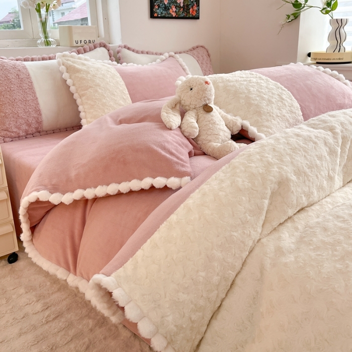 91家纺网 家纺一手货源 找家纺 （总）艾米家居 2023新款秋冬懒兔玫瑰绒牛奶绒四件套