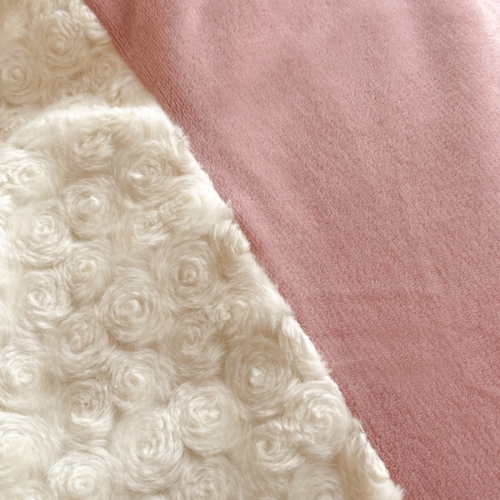 91家纺网 家纺一手货源 找家纺 艾米家居 2023新款秋冬懒兔玫瑰绒牛奶绒四件套 豆沙