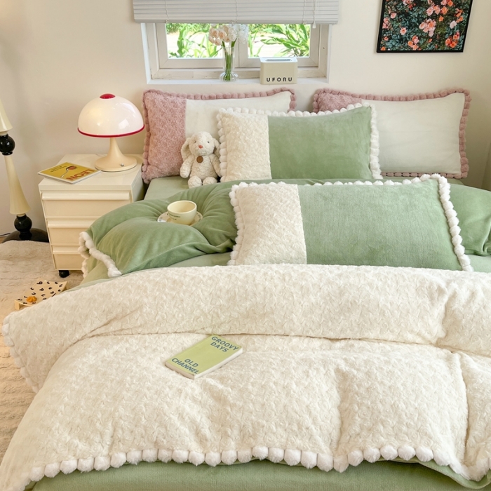 91家纺网 家纺一手货源 找家纺 艾米家居 2023新款秋冬懒兔玫瑰绒牛奶绒四件套 果绿