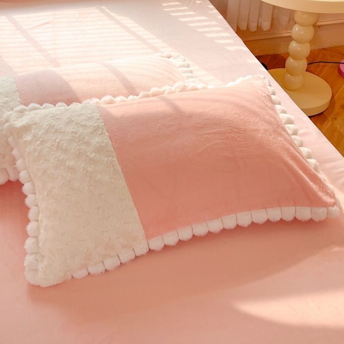 91家纺网 家纺一手货源 找家纺 艾米家居 2023新款秋冬懒兔玫瑰绒牛奶绒四件套 玉色