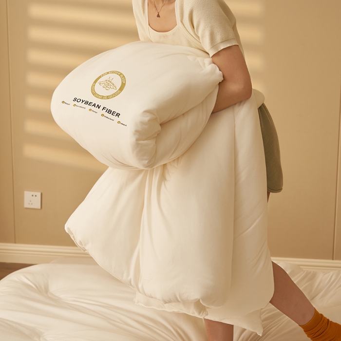 91家纺网 家纺一手货源 找家纺 （总）子由家居 2023新款b类针织云感睡眠大豆纤维冬被