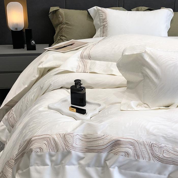 91家纺网 家纺一手货源 找家纺 黑白森林23款100支全棉提花四件套纯棉床上用品