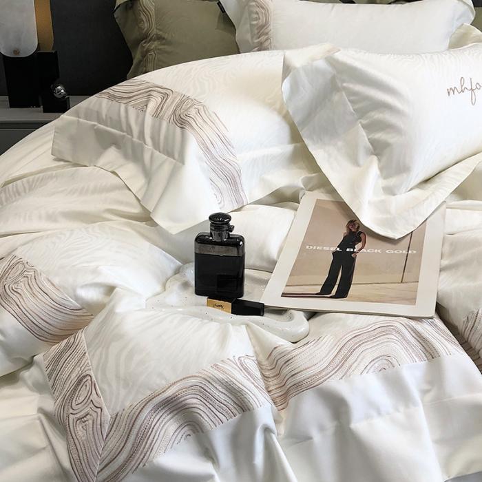 91家纺网 家纺一手货源 找家纺 黑白森林23款100支全棉提花四件套纯棉床上用品